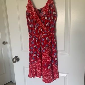 GREAT CONDITION SUMMER FLORAL MINI DRESS
